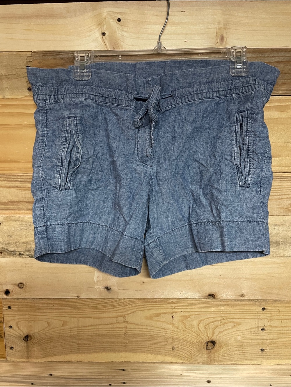 J. Crew size 6 Blue Denim Mid-rise
Drawstring Waist 5” Inseam Bag Shorts